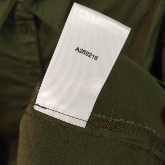 Susan Graver Dark Green Button Up Blouse Size 10 - Picture 8 of 10